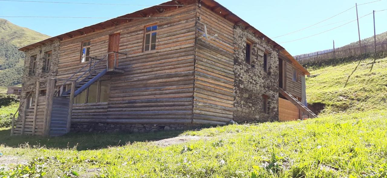 Guesthouse Svanuri Sakhli Ushguli Buitenkant foto